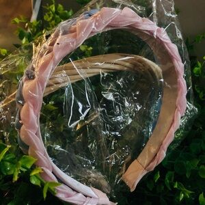 10/$13 NIP baby blue/baby pink braided headband